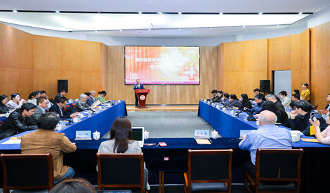 學(xué)院成功舉辦第四屆歌劇學(xué) ...